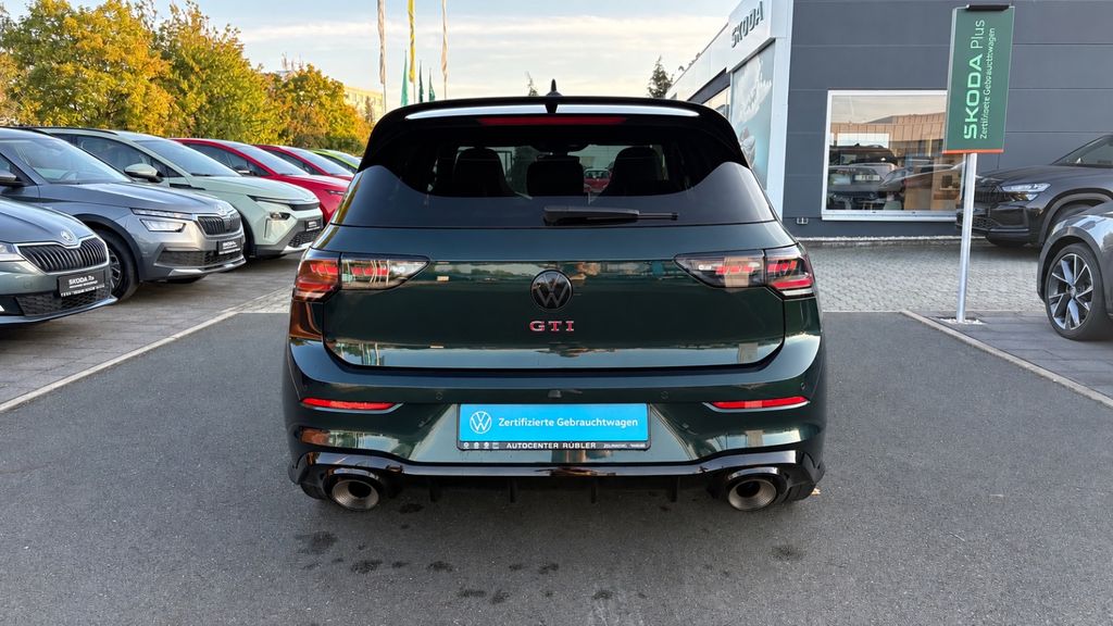 Volkswagen Golf 2026 г. Зелёный, пробег 15589 км