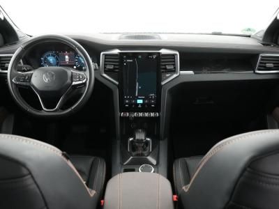 Volkswagen Amarok 2025 г. Синий, пробег 15300 км