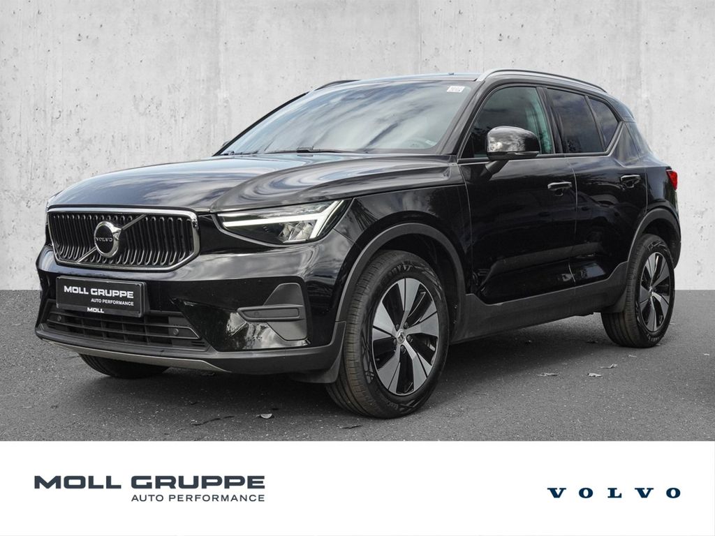 Volvo XC40 2023 г. Чёрный, пробег 41078 км