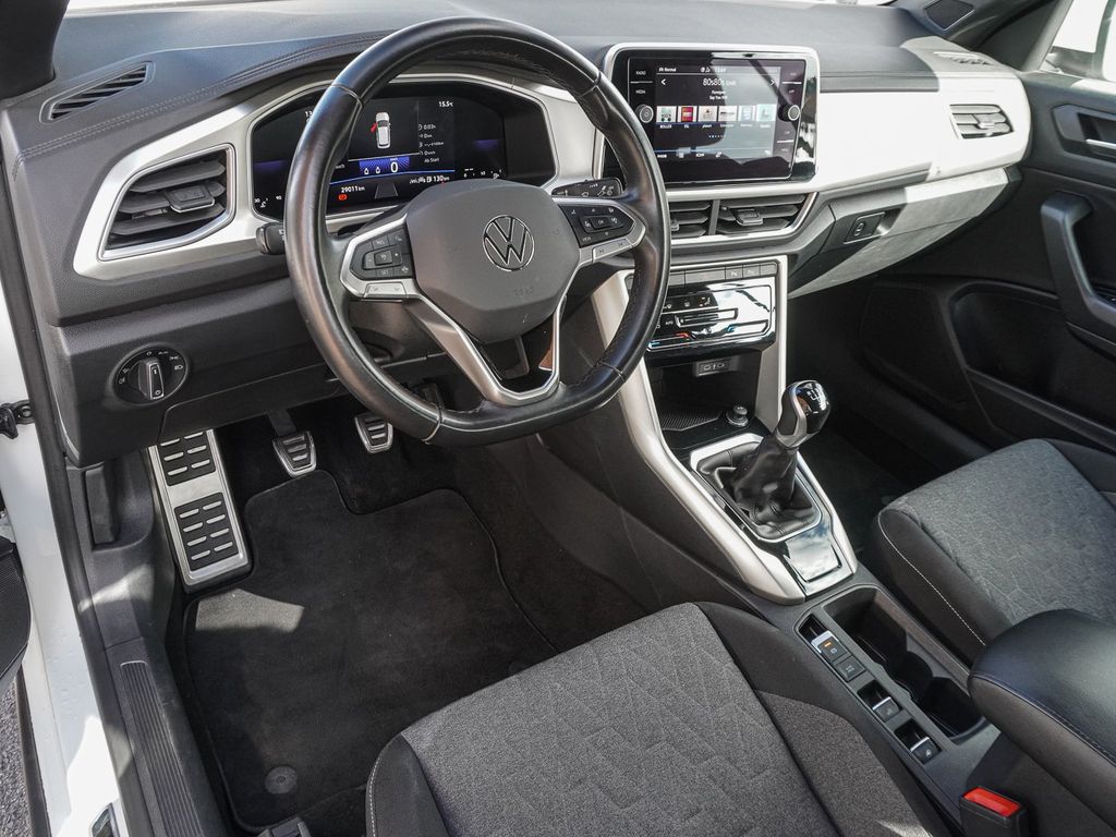 Volkswagen T-Roc 2024 г. Белый, пробег 29010 км