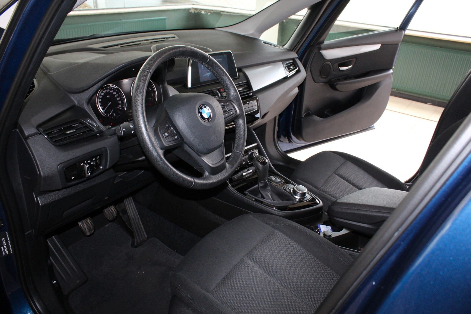 BMW 218 GRAN TOURER 2022 г. Синий, пробег 41900 км