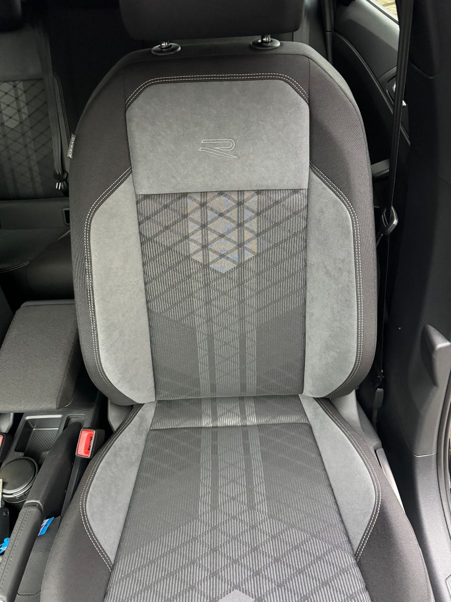 Volkswagen Taigo 2025 г. Чёрный, пробег 28865 км