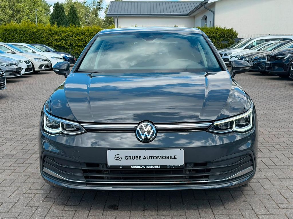 Volkswagen Golf 2024 г. Серый, пробег 36090 км