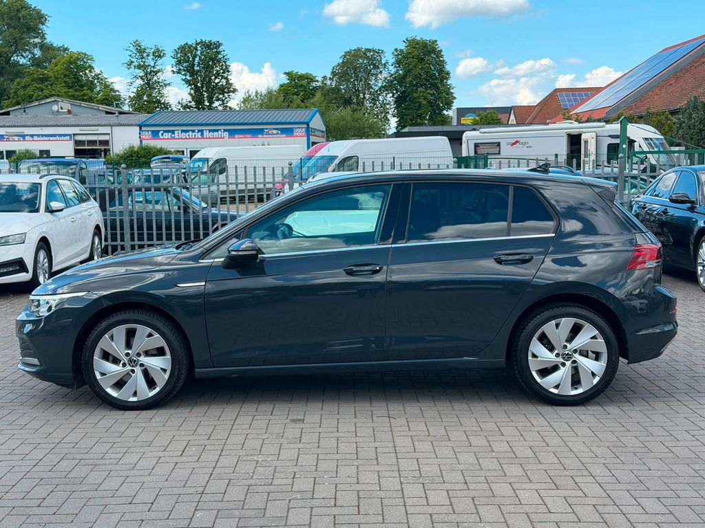 Volkswagen Golf 2024 г. Серый, пробег 36090 км