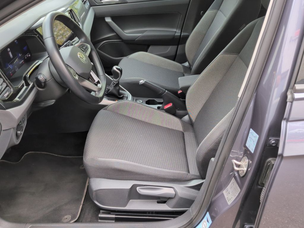 Volkswagen Polo 2023 г. Серый, пробег 47707 км