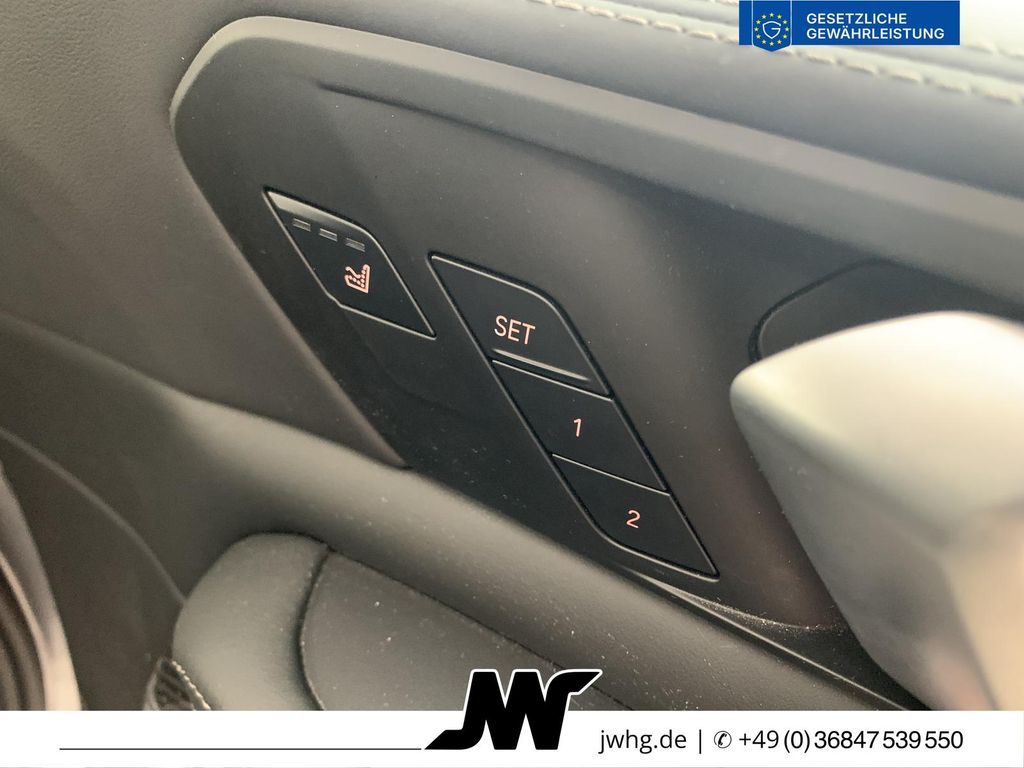 BMW X7 2024 г. Серый, пробег 44700 км