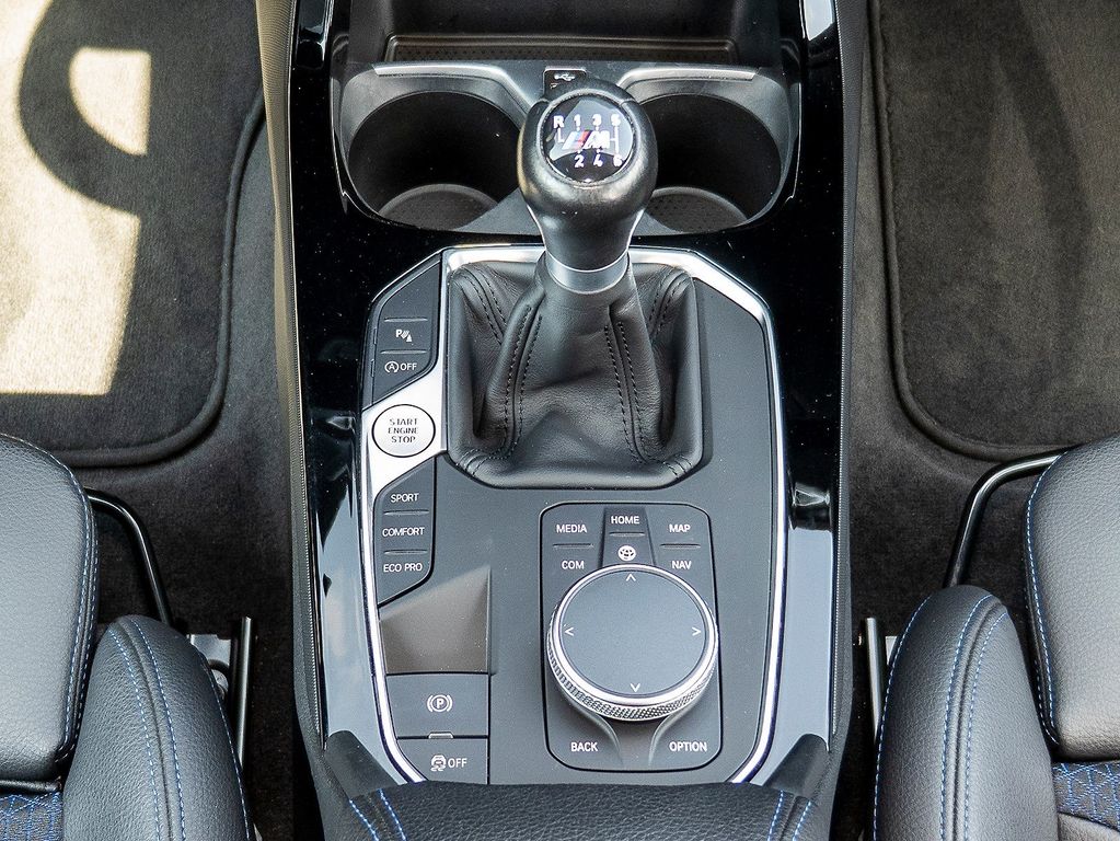 BMW 118 2022 г. Чёрный, пробег 29747 км