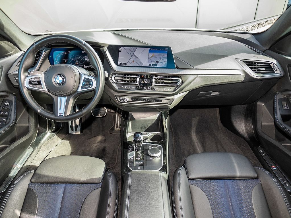 BMW 218 GRAN COUPÉ 2023 г. Белый, пробег 48706 км