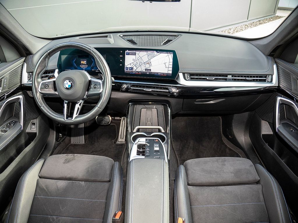 BMW X1 2023 г. Чёрный, пробег 50663 км