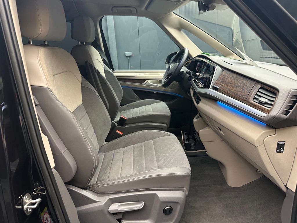 Volkswagen T7 MULTIVAN 2025 г. Чёрный, пробег 36850 км