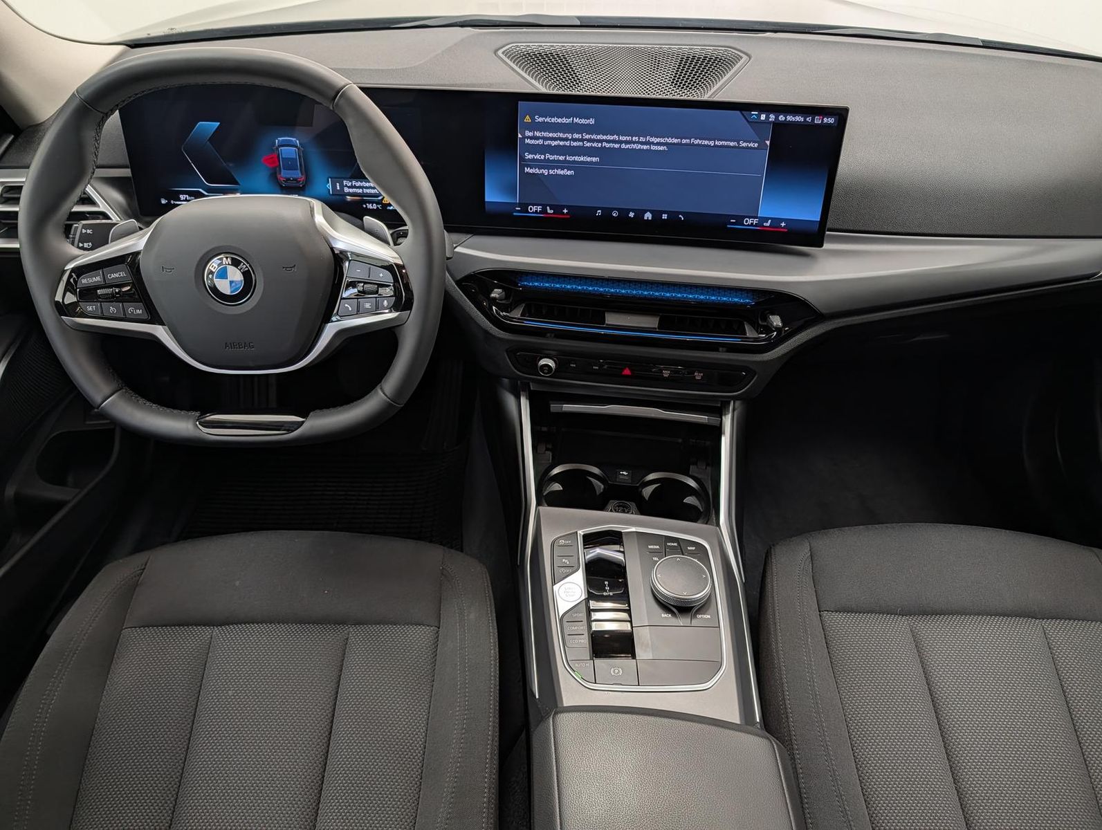 BMW 318 2025 г. Чёрный, пробег 36870 км
