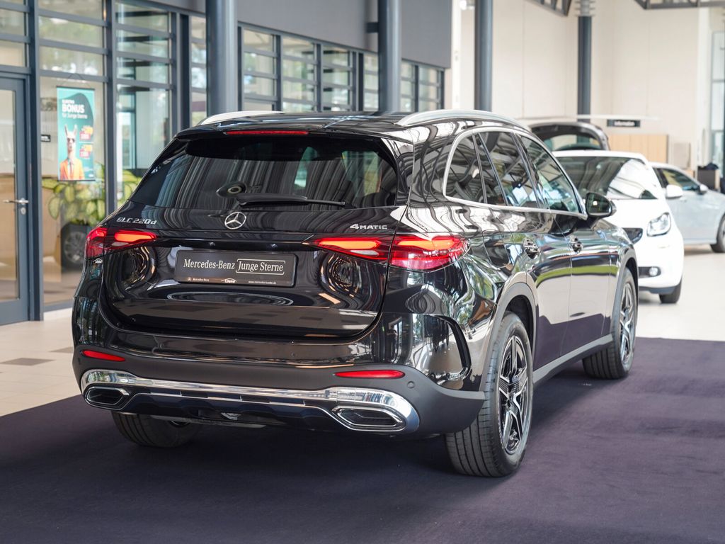 Mercedes-Benz GLC 220 2025 г. Чёрный, пробег 20238 км