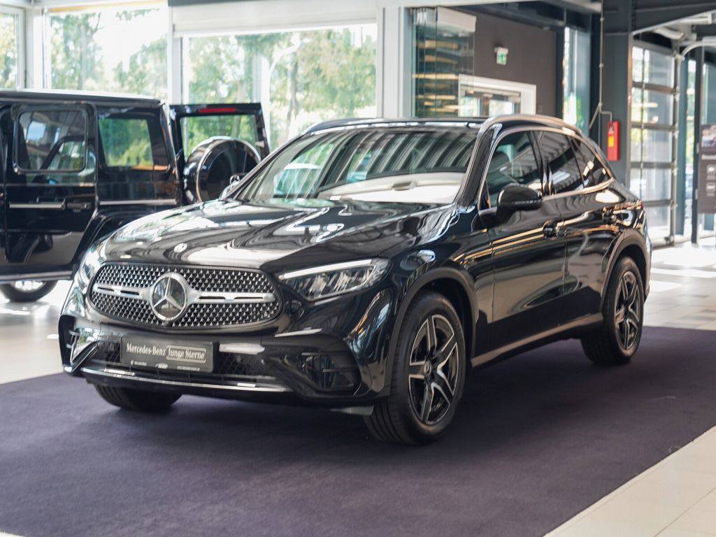 Mercedes-Benz GLC 220 2025 г. Чёрный, пробег 20238 км