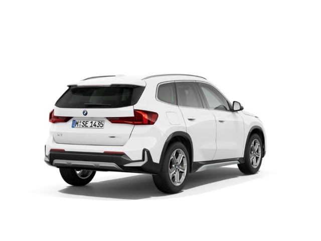 BMW X1 2023 г. Белый, пробег 40468 км