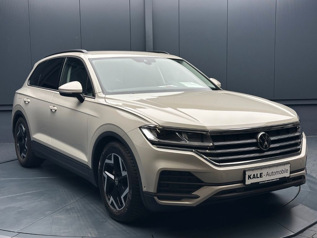Volkswagen Touareg 2025 г. Бежевый, пробег 22750 км