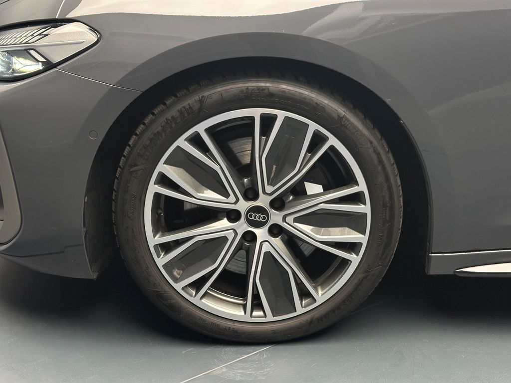 Audi S5 2024 г. Серый, пробег 26750 км