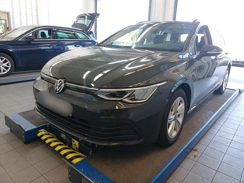 Volkswagen Golf 2023 г. Серый, пробег 31658 км