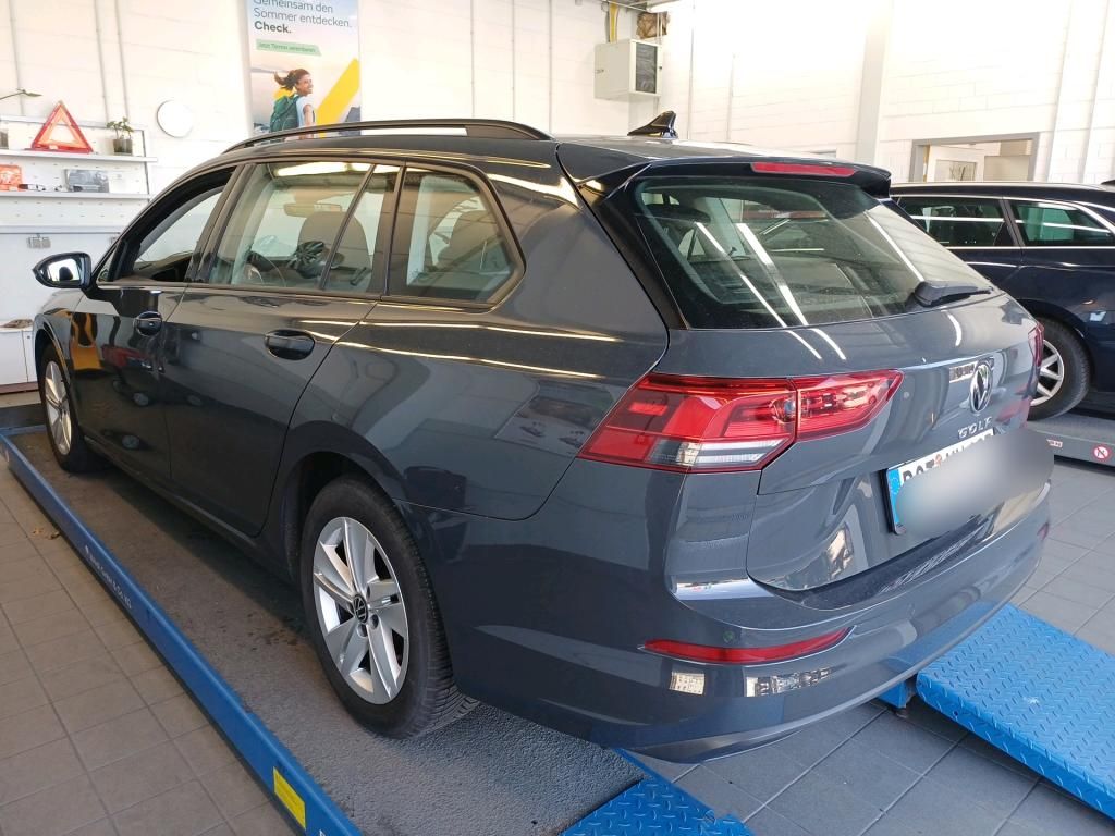 Volkswagen Golf 2023 г. Серый, пробег 31658 км