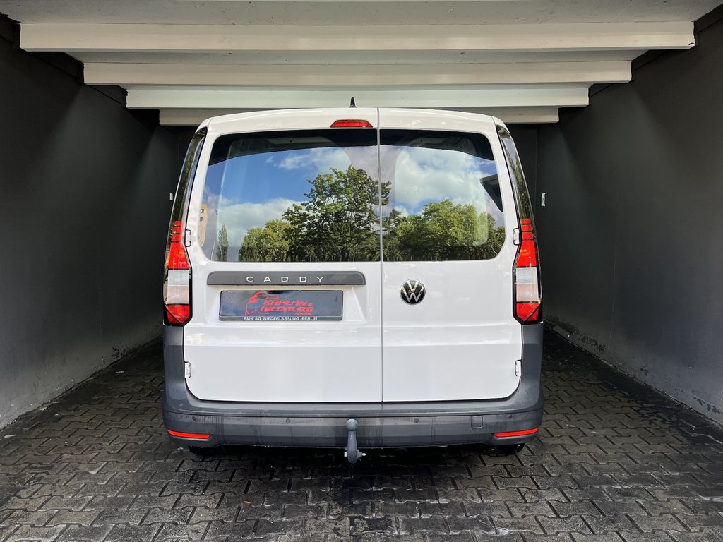 Volkswagen Caddy 2021 г. Белый, пробег 46000 км