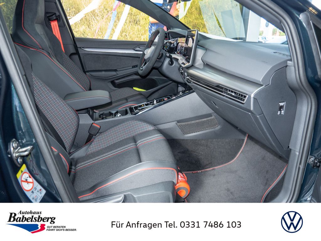 Volkswagen Golf 2026 г. Зелёный, пробег 20 км