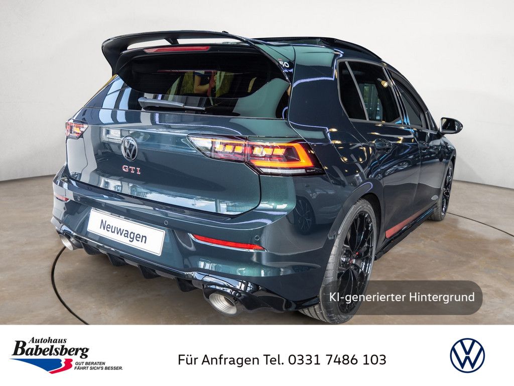 Volkswagen Golf 2026 г. Зелёный, пробег 20 км