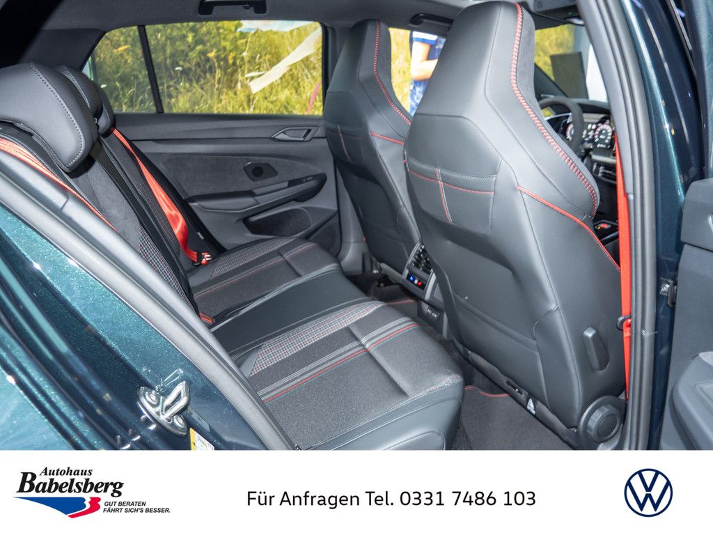 Volkswagen Golf 2026 г. Зелёный, пробег 20 км