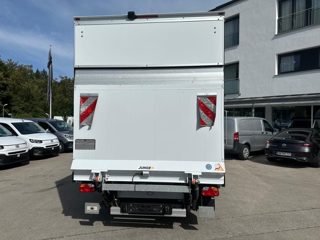Mercedes-Benz SPRINTER 2025 г. Белый, пробег 32490 км