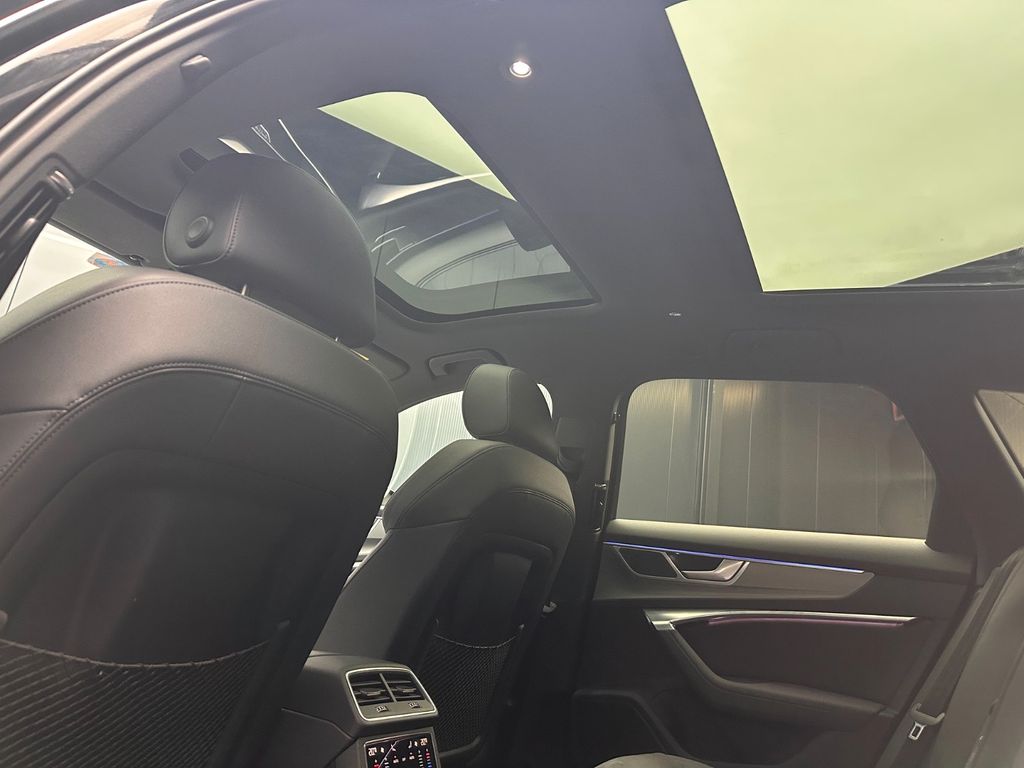 Audi A6 allroad 2023 г. Чёрный, пробег 55000 км