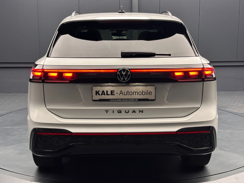 Volkswagen Tiguan 2025 г. Белый, пробег 29000 км