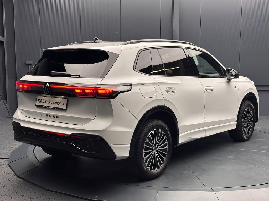 Volkswagen Tiguan 2025 г. Белый, пробег 29000 км