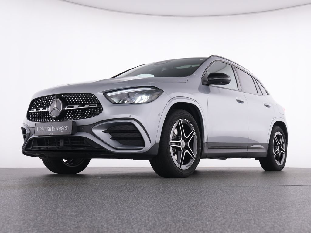 Mercedes-Benz GLA 200 2026 г. Серебристый, пробег 9653 км