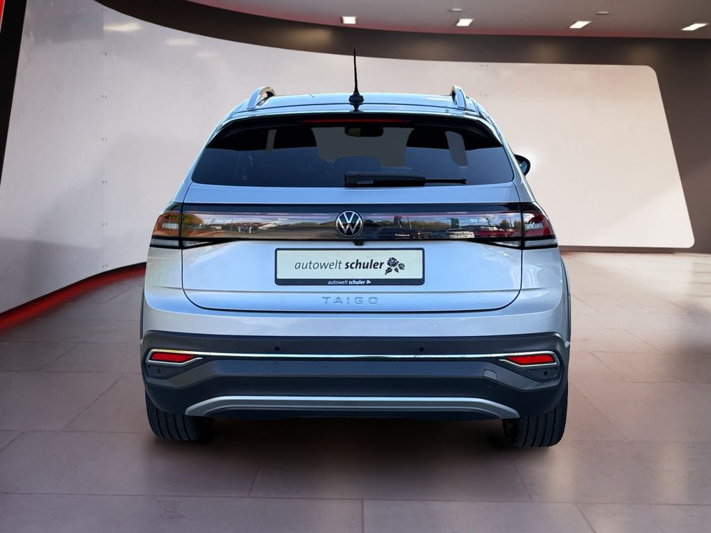 Volkswagen Taigo 2022 г. Серебристый, пробег 40100 км
