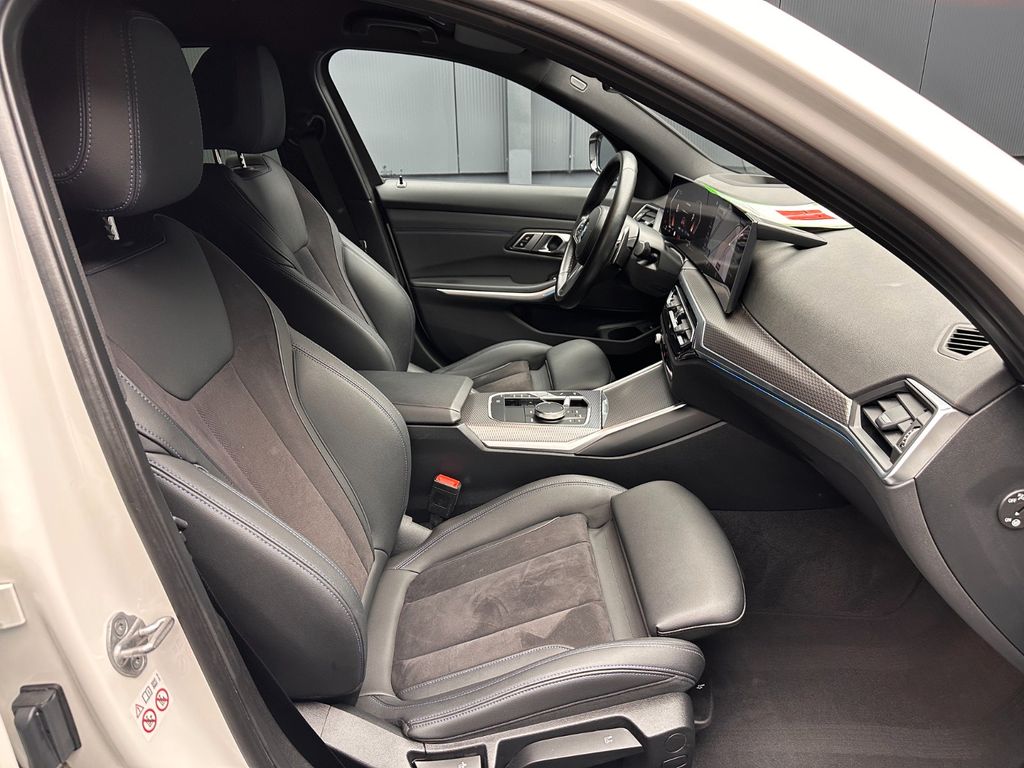 BMW 330 2023 г. Белый, пробег 58000 км