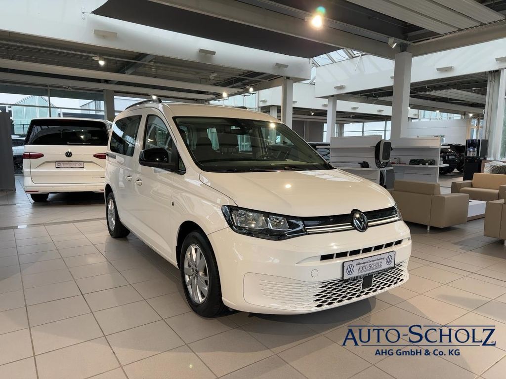 Volkswagen Caddy 2022 г. Белый, пробег 31750 км