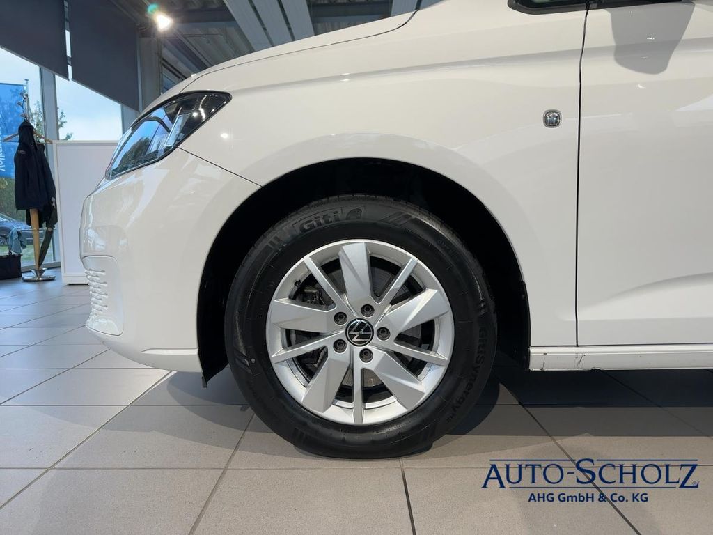 Volkswagen Caddy 2022 г. Белый, пробег 31750 км