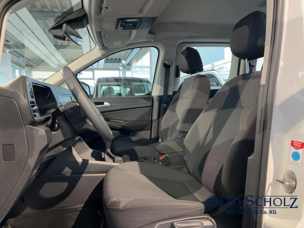 Volkswagen Caddy 2022 г. Белый, пробег 31750 км