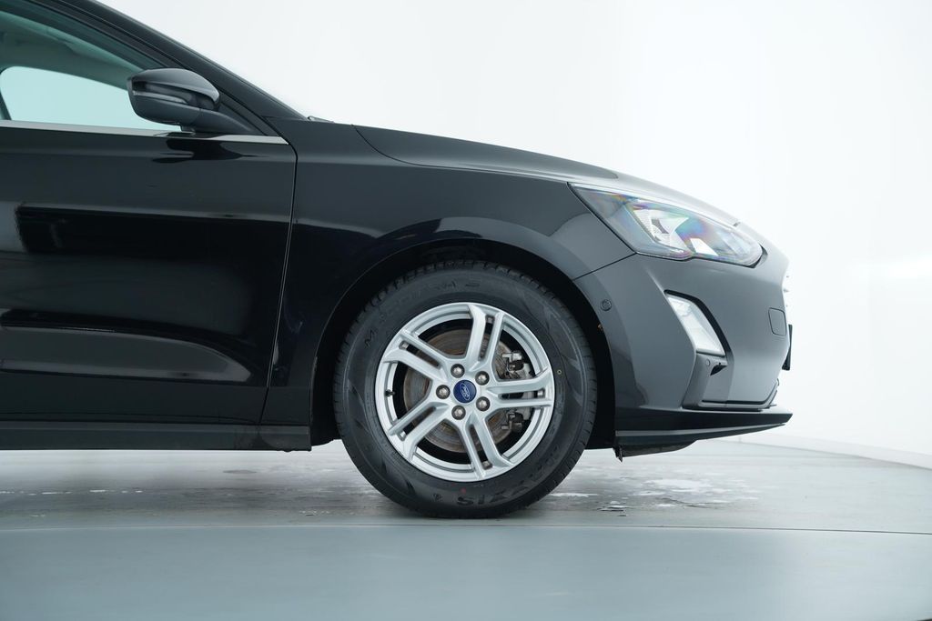 Ford Focus 2021 г. Чёрный, пробег 39999 км