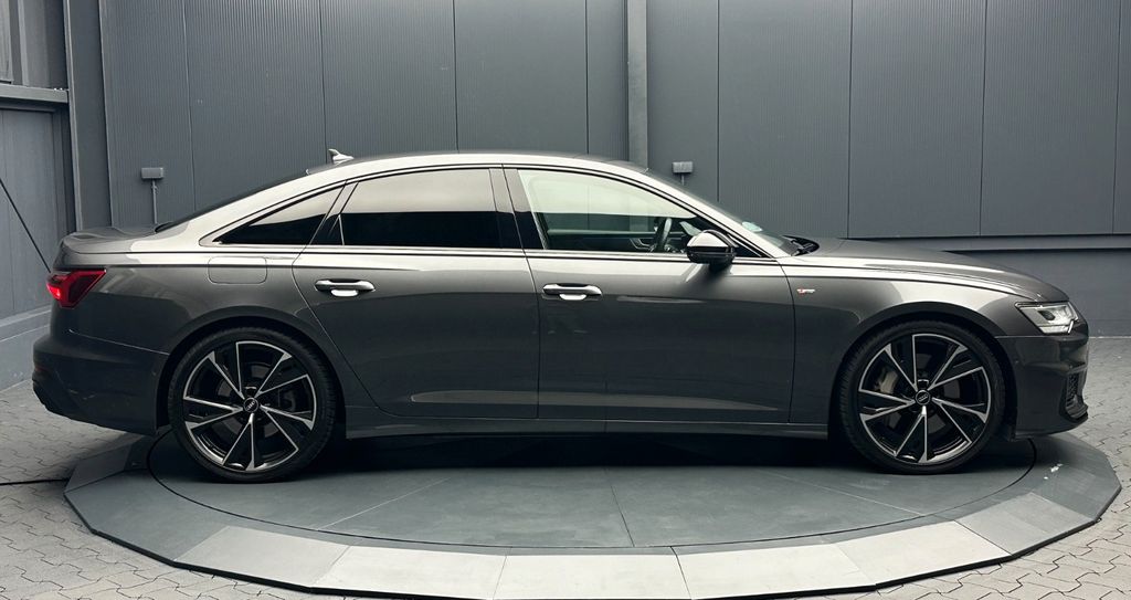 Audi A6 2022 г. Серый, пробег 40000 км