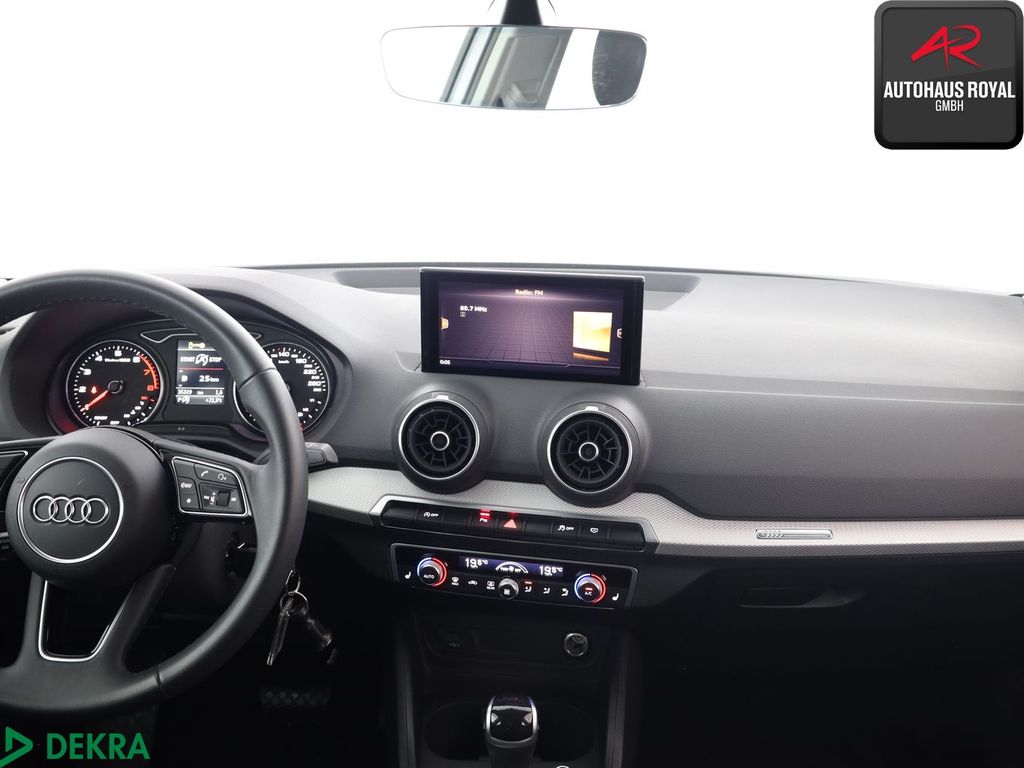 Audi Q2 2023 г. Белый, пробег 35319 км