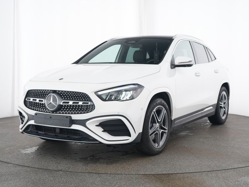 Mercedes-Benz GLA 200 2025 г. Белый, пробег 3288 км