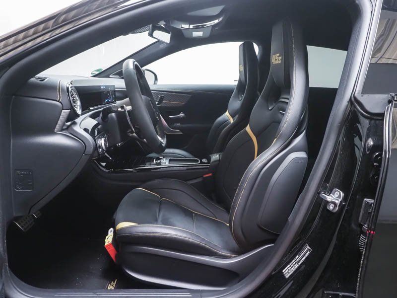 Mercedes-Benz CLA 45 AMG 2025 г. Чёрный, пробег 19141 км