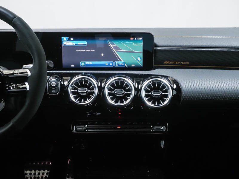 Mercedes-Benz CLA 45 AMG 2025 г. Чёрный, пробег 19141 км