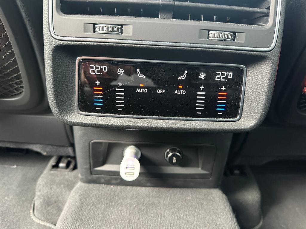 Audi SQ7 2021 г. Синий, пробег 42500 км