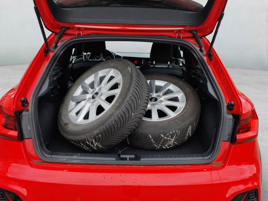 Audi A1 2021 г. Красный, пробег 58388 км