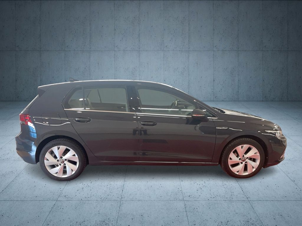 Volkswagen Golf 2022 г. Серый, пробег 44500 км