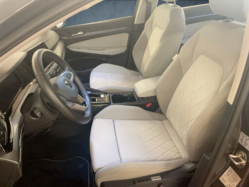 Volkswagen Golf 2022 г. Серый, пробег 44500 км