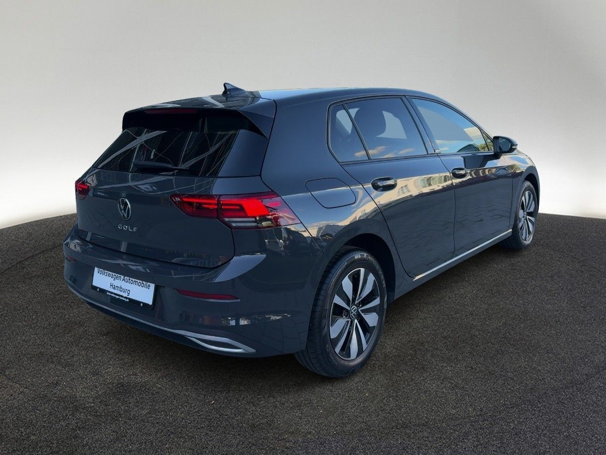 Volkswagen Golf 2023 г. Серый, пробег 29165 км