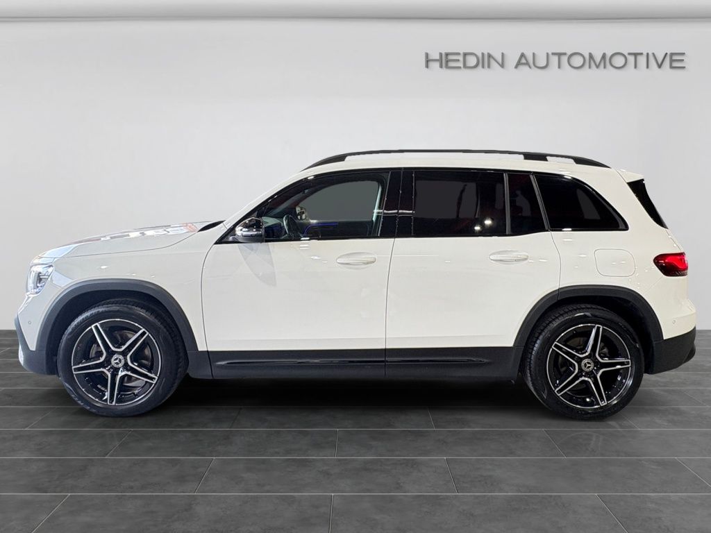Mercedes-Benz GLB 200 2023 г. Белый, пробег 37700 км