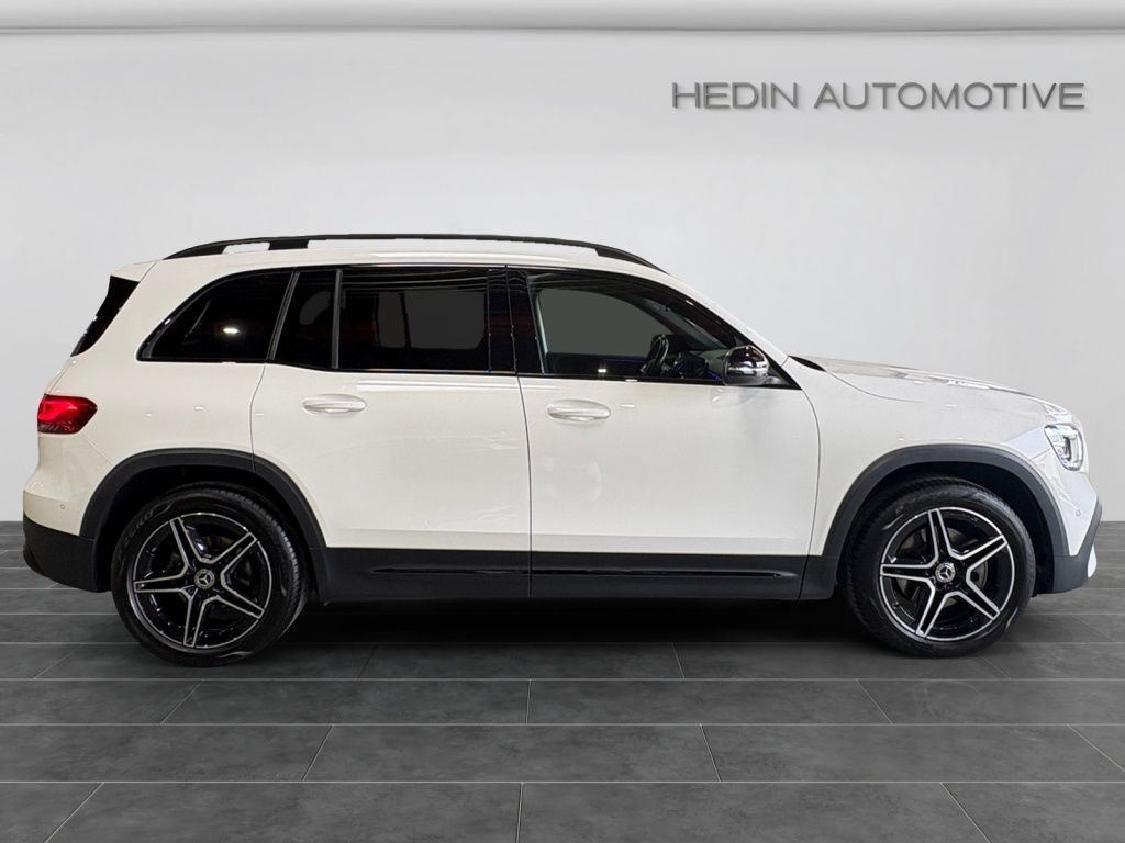 Mercedes-Benz GLB 200 2023 г. Белый, пробег 37700 км