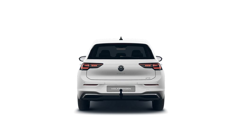 Volkswagen Golf 2026 г. Белый, пробег 26700 км